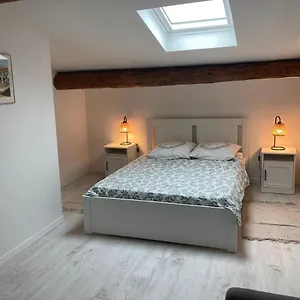  Appartement Neuf Coeur Du Village France